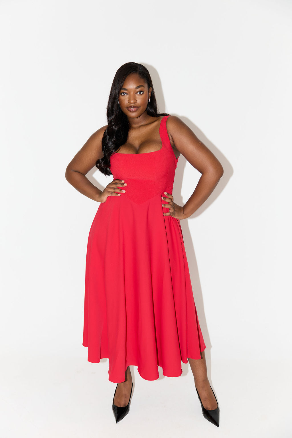 Maréva – Elegant Midi Flow Dress