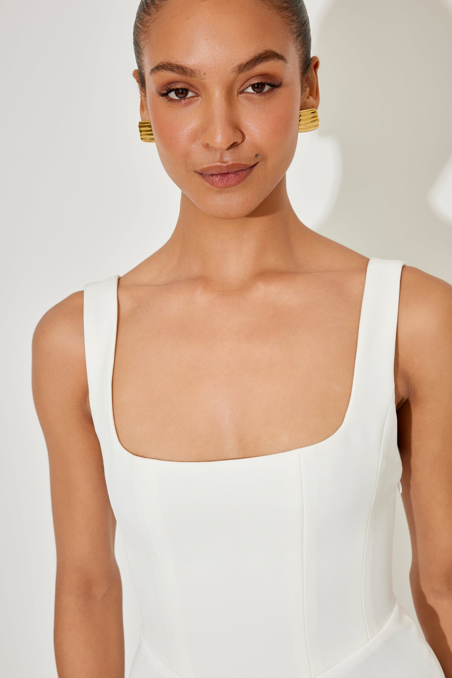 Maréva – Elegant Midi Flow Dress