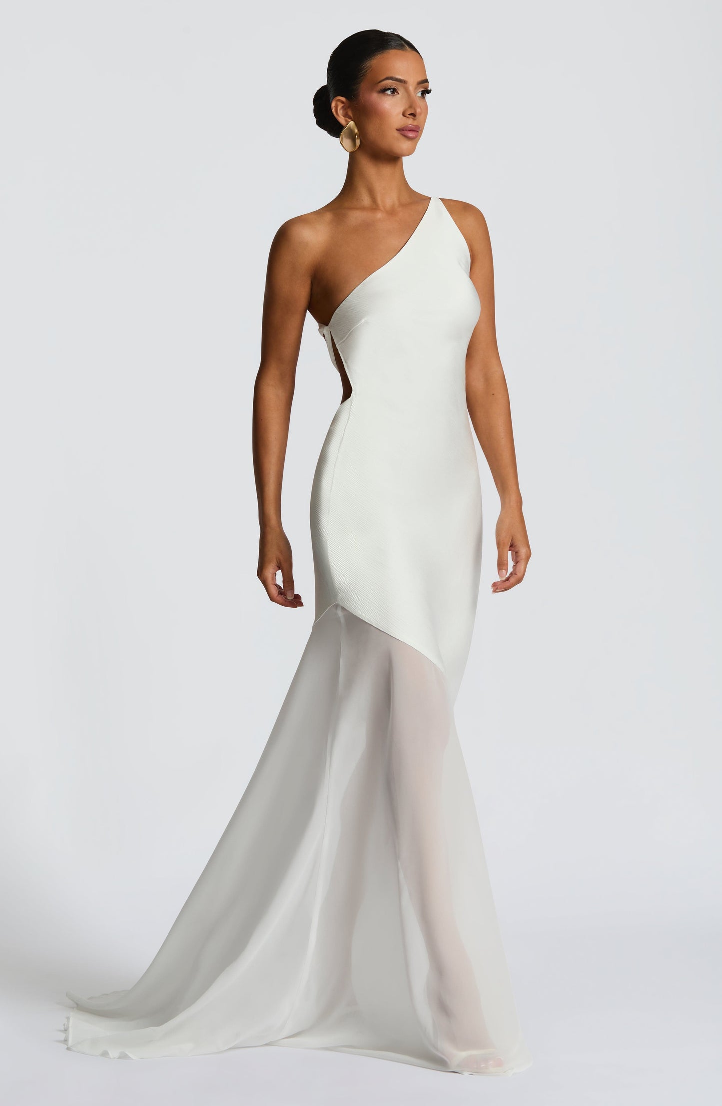 Solenara – One-Shoulder Mesh Evening Gown