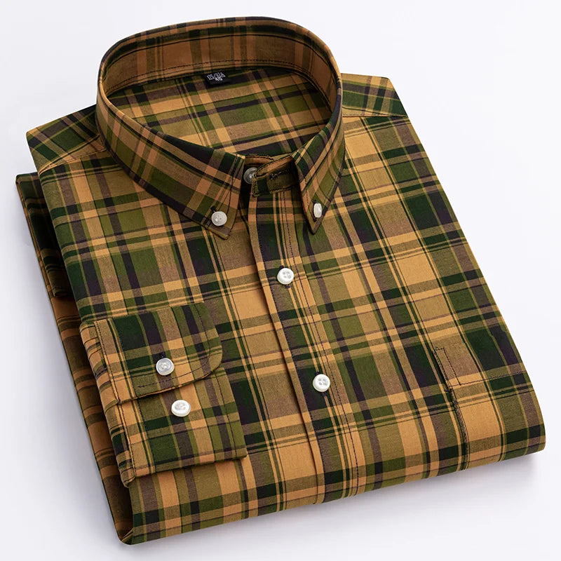 Robert – Classic Checkered Shirt