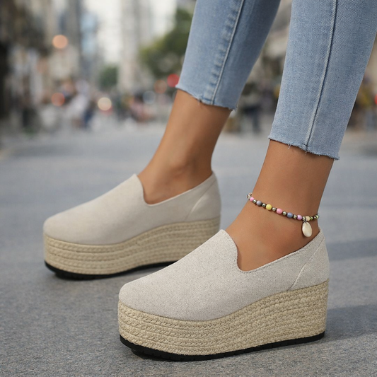 Zelora Rise Platform Sandals