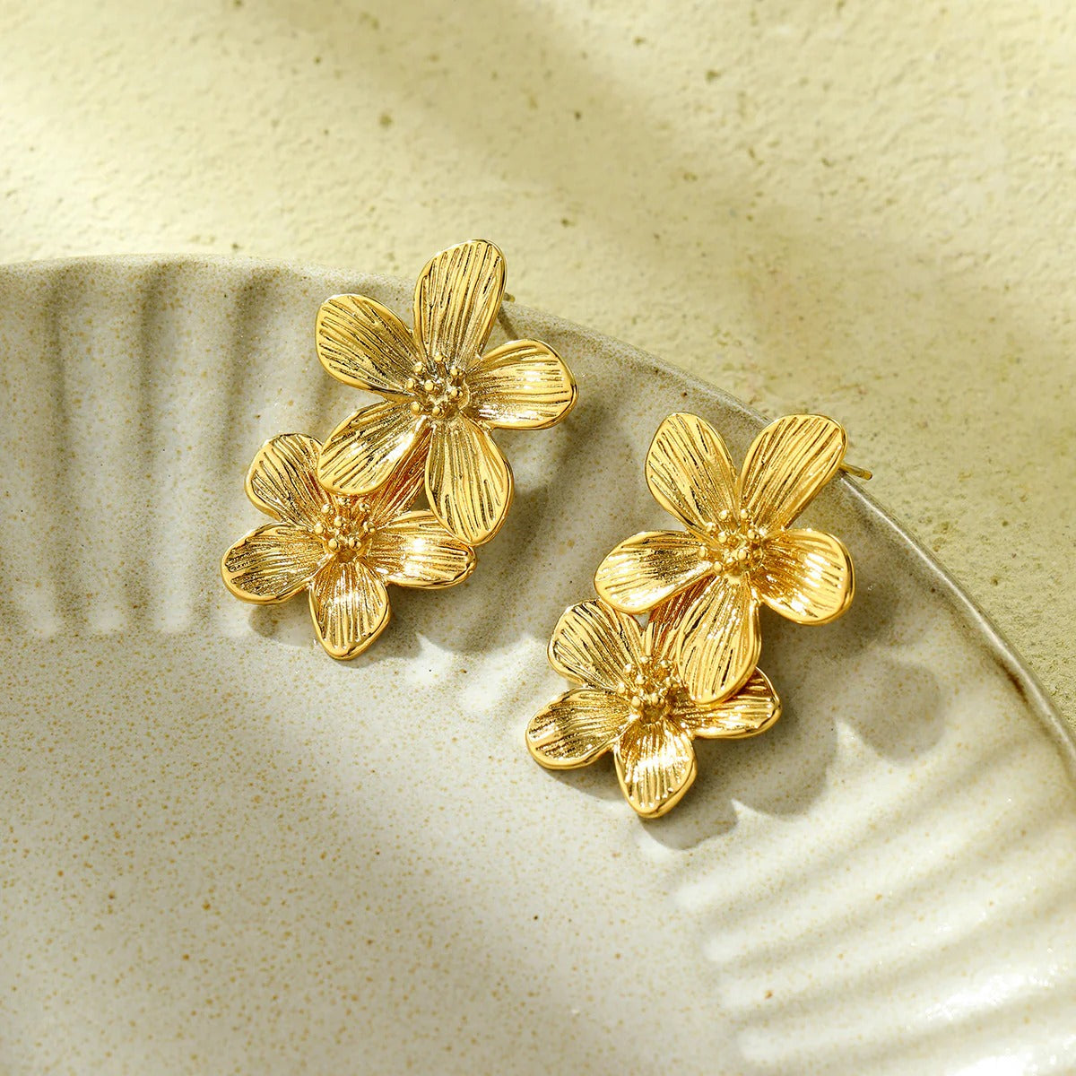 Fleurielle Hoop Blooms